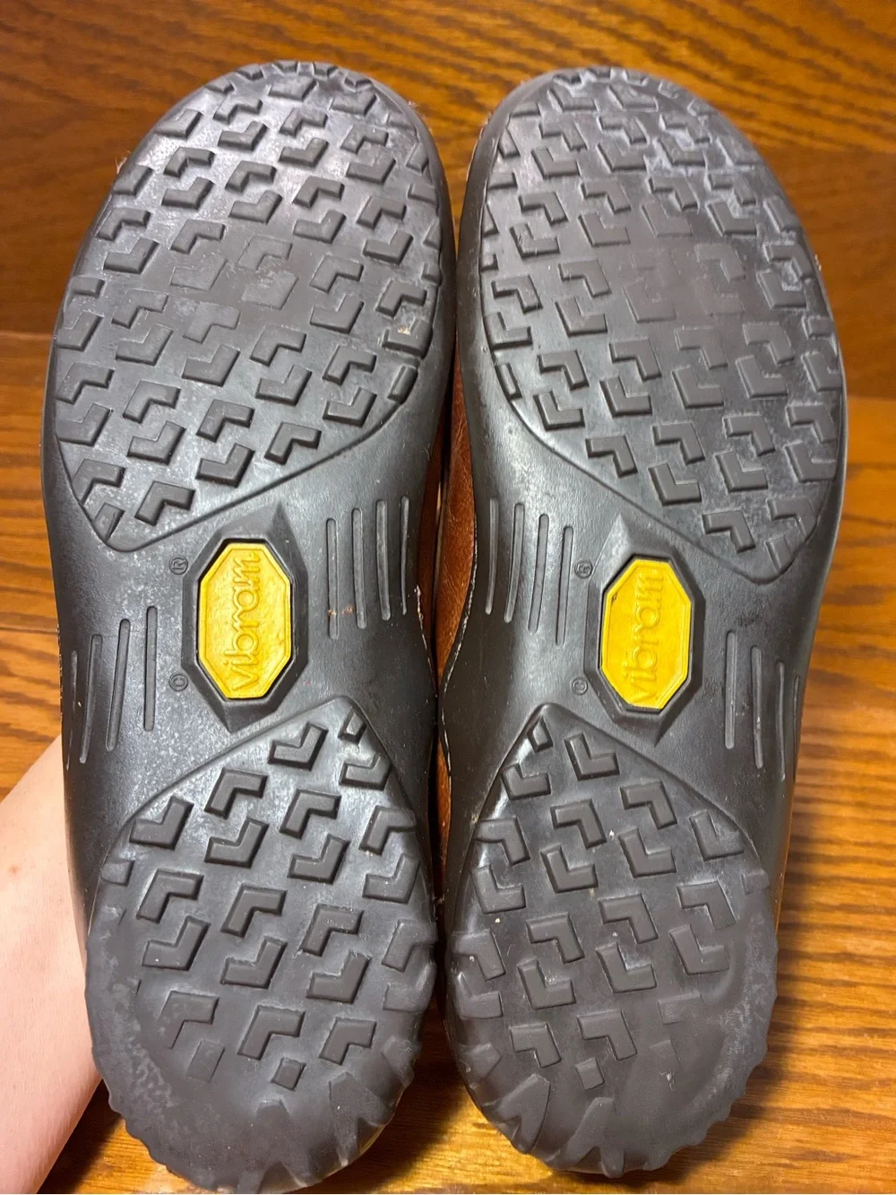 Martin Dingman Vibram Sole Penny Loafers Brown Leather Size 9.5